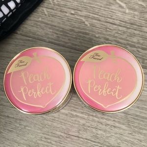 Too Faced Perfect Peach Translucent setting powder